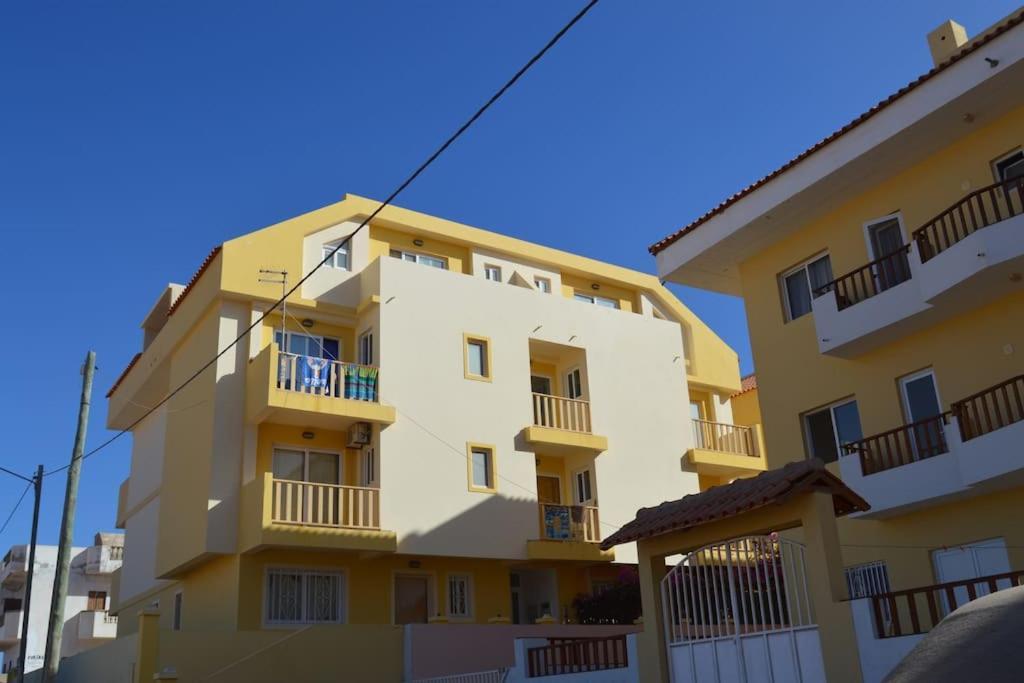 Tres Caravelas Studio Flats 산타 마리아 외부 사진